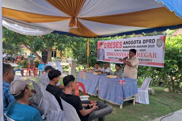 ANGGOTA DPRD KABUPATEN ASAHAN DARI FRAKSI PARTAI GERINDRA IRWANSYAH SIREGAR MELAKSANAKAN RESES TAHAP III TAHUN ANGGARAN 2025